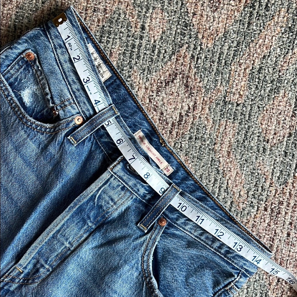 Levi’s rib cage straight ankle Jeans - Picture 7 of 11